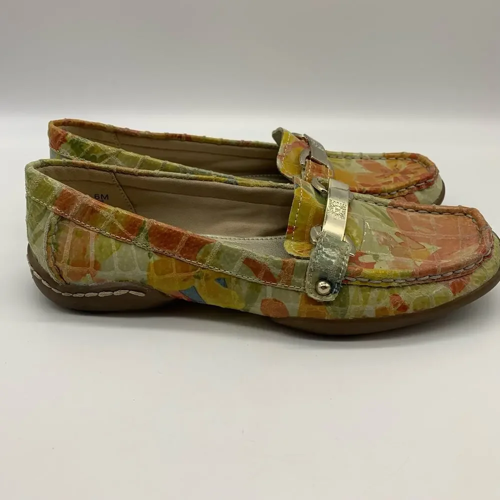 Anne Klein Women's Embossed Leather Floral Pattern Moccasin Loafers Sz 6M - Picture 6 of 13